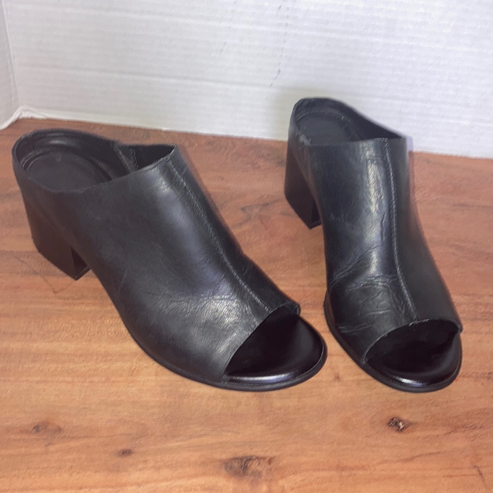 KORKS CAMMI BLACK LEATHER MULES LADIES